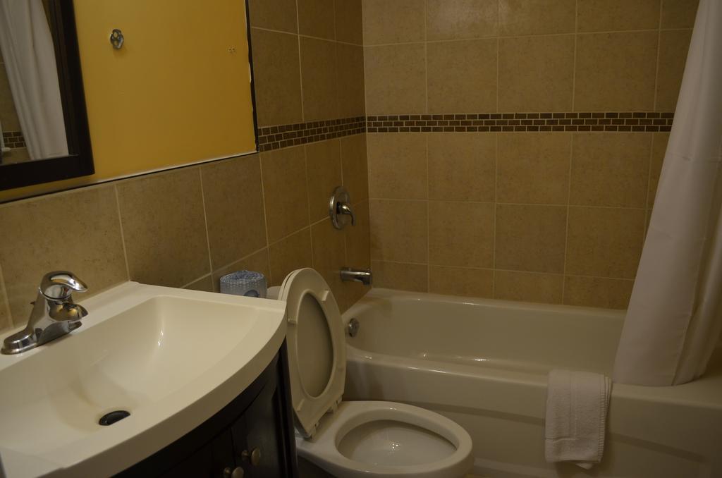 Mohawk Motel Brantford Cameră foto