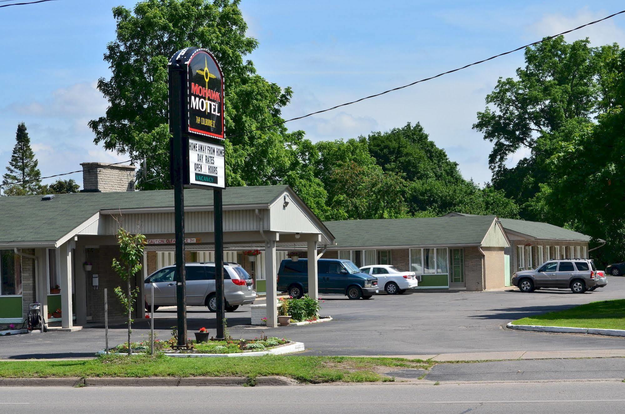 Mohawk Motel Brantford Exterior foto